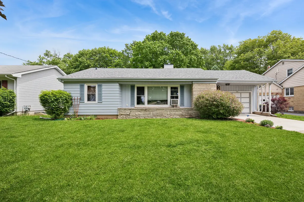 320 S Elm Street, Waterman, IL 60556 - #1