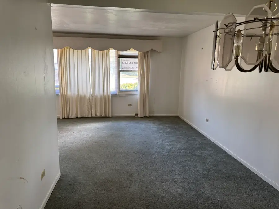 8 Rich Court, Park Forest, IL 60466 - #2