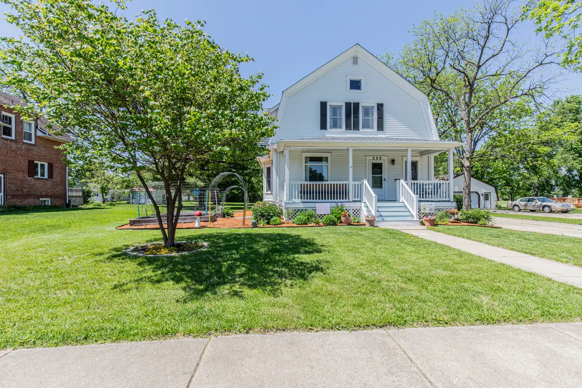 128 N Mercer Street, Princeton, IL 61356 - #1