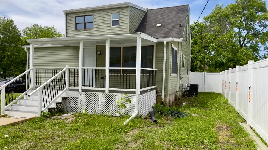 9759 Rutherford Avenue, Oak Lawn, IL 60453 - #3