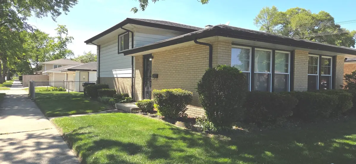 14544 Woodlawn Avenue, Dolton, IL 60419 - #1