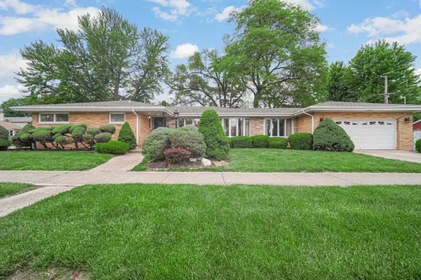 9259 S Springfield Avenue, Evergreen Park, IL 60805