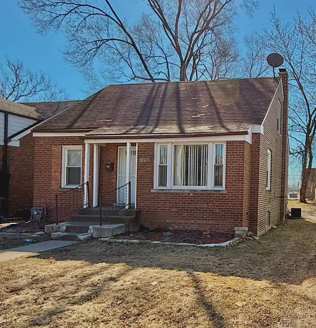 213 E 143rd Street, Dolton, IL 60419 - #1