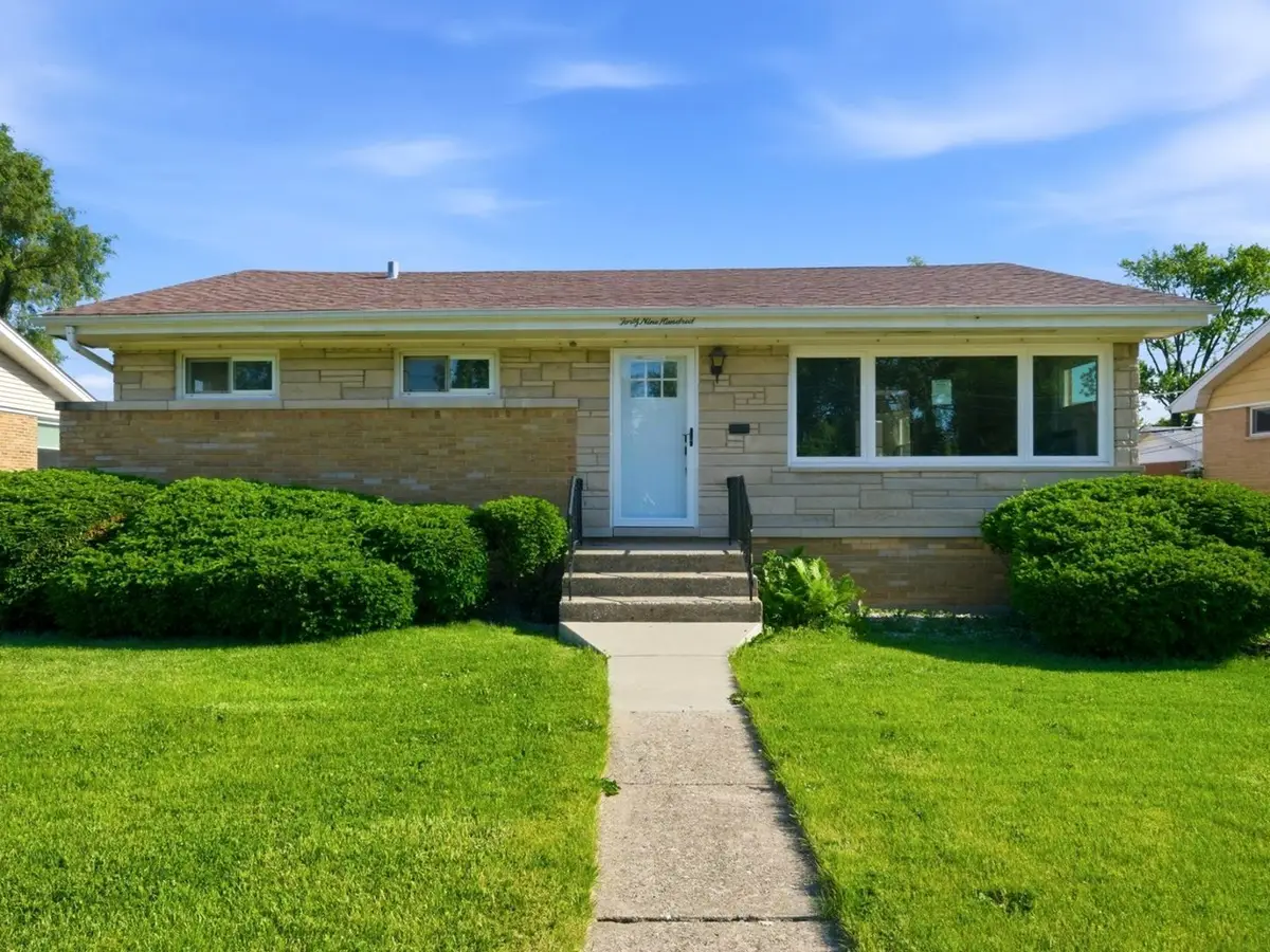 4900 W Hawthorne Avenue, Hillside, IL 60162 - #1