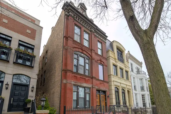 1726 N Cleveland Avenue, Chicago, IL 60614