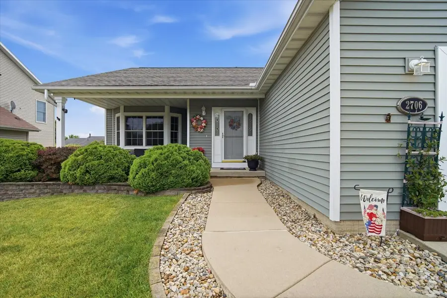 2706 Stratmoor Drive, Bloomington, IL 61705 - #2