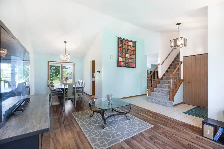 1069 Waterford Road, Bartlett, IL 60103 - #2