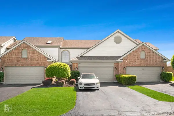 14 Corinth Court, Tinley Park, IL 60477