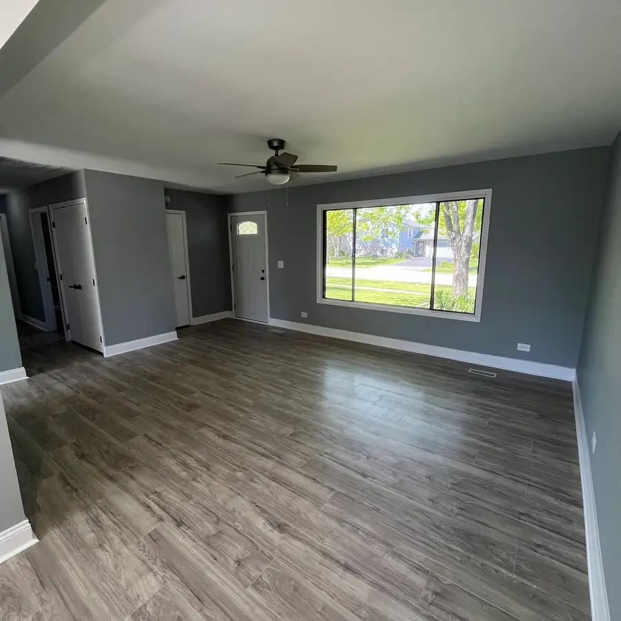 3915 Greenbay Drive, Hanover Park, IL 60133 - #3