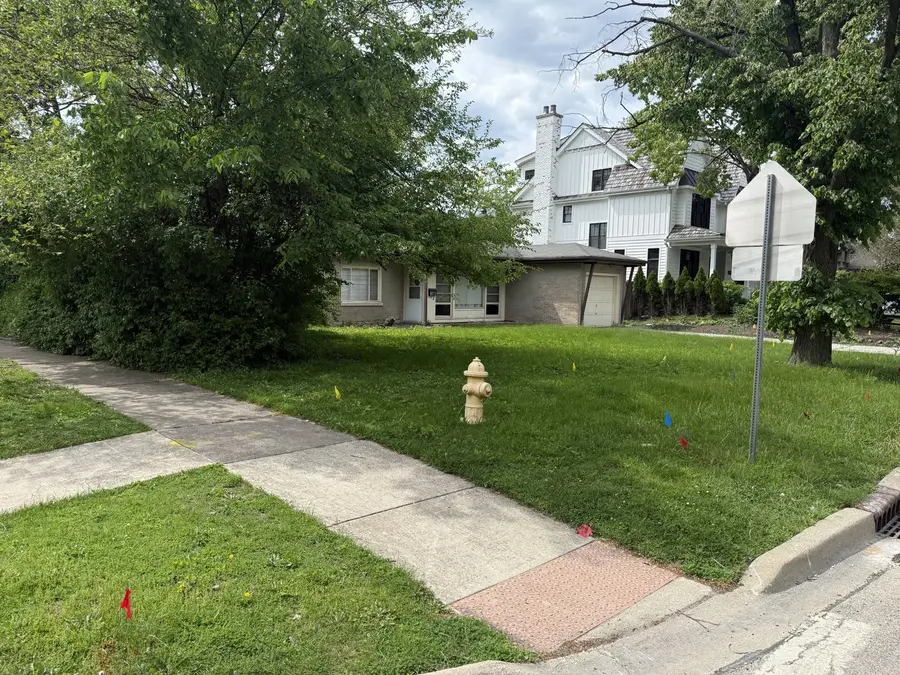146 S Madison Street, Hinsdale, IL 60521 - #3