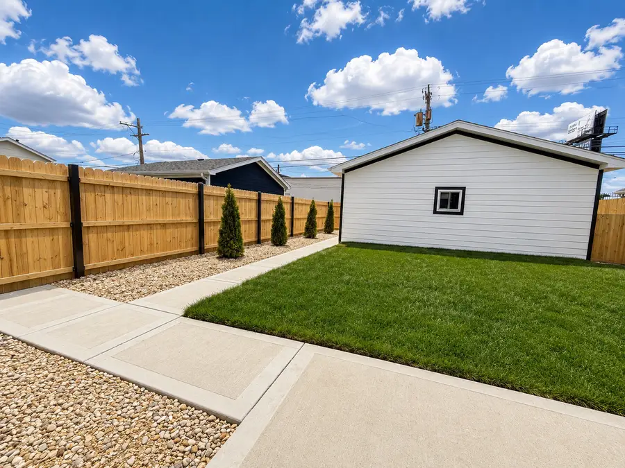 1702 N 40th Avenue, Stone Park, IL 60165 - #2