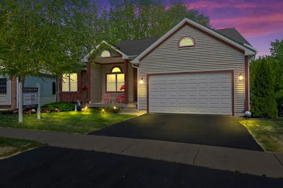 861 Prairie Ridge Drive, Woodstock, IL 60098 - #3