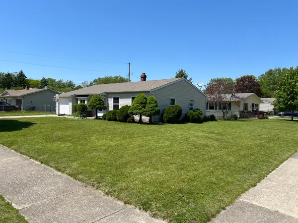 757 Crestwood Drive, Aurora, IL 60506