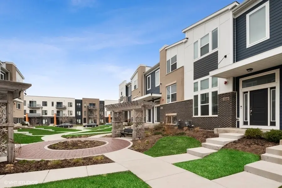 3S616 Everton Drive, Warrenville, IL 60555 - #1