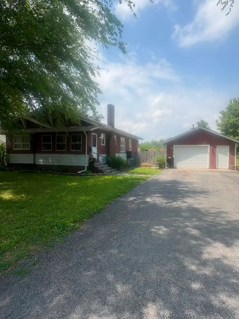218 Wilcox Street, Zeigler, IL 62999 - #1