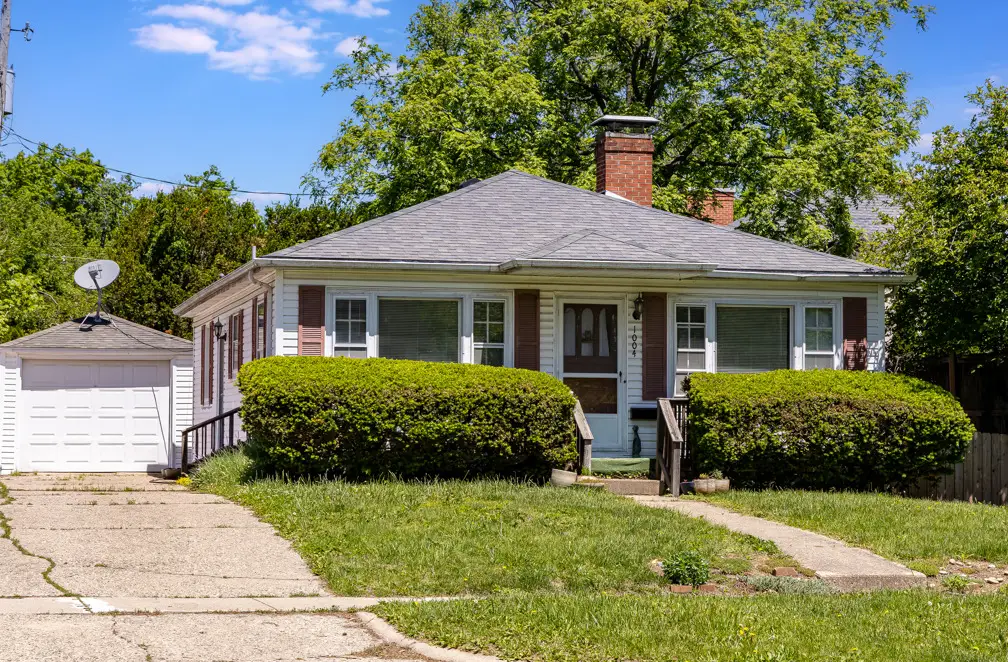 1004 W John Street, Champaign, IL 61821 - #1