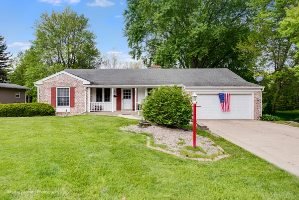 240 Park Crest Drive, Freeport, IL 61032