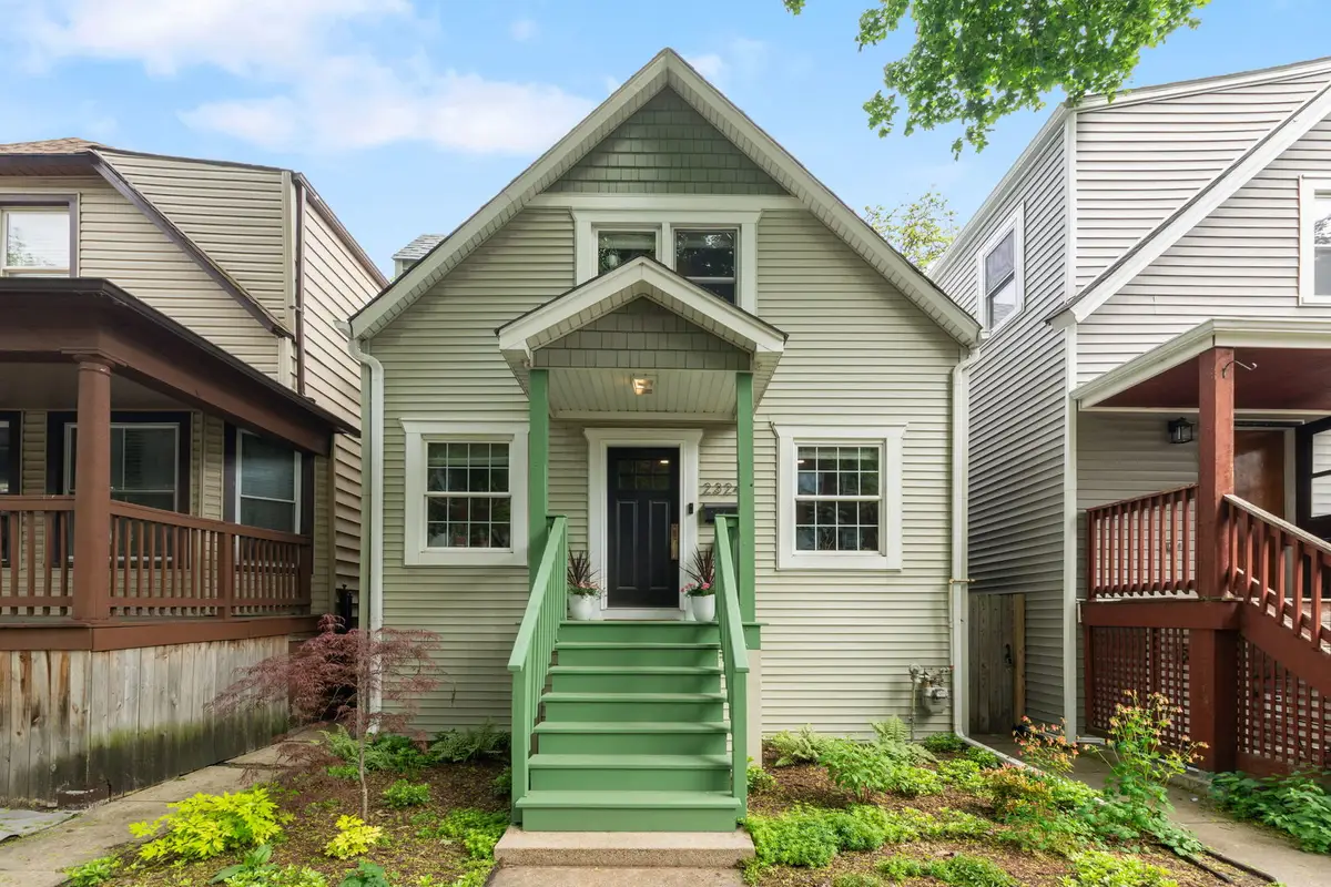 2324 W Eastwood Avenue, Chicago, IL 60625 - #1