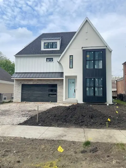 680 S Bryan Street, Elmhurst, IL 60126