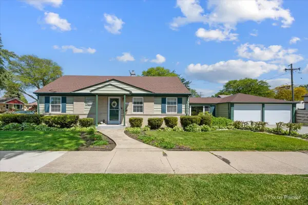 3201 Kemman Avenue, Brookfield, IL 60513