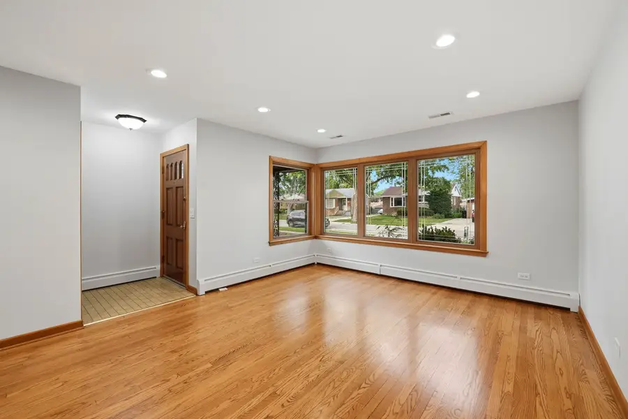 1434 Heidorn Avenue, Westchester, IL 60154 - #2