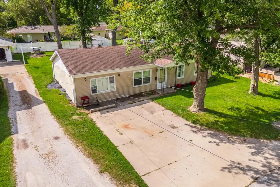 1702 S Plum Street, Pontiac, IL 61764 - #3
