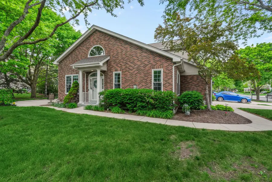 794 Pheasant Trail, Saint Charles, IL 60174 - #2