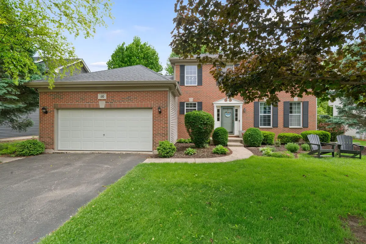 110 Saint Germain Place, Saint Charles, IL 60175 - #1