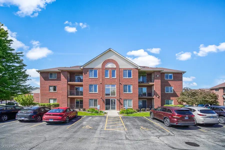 6975 Heritage Circle #1A, Orland Park, IL 60462 - #2