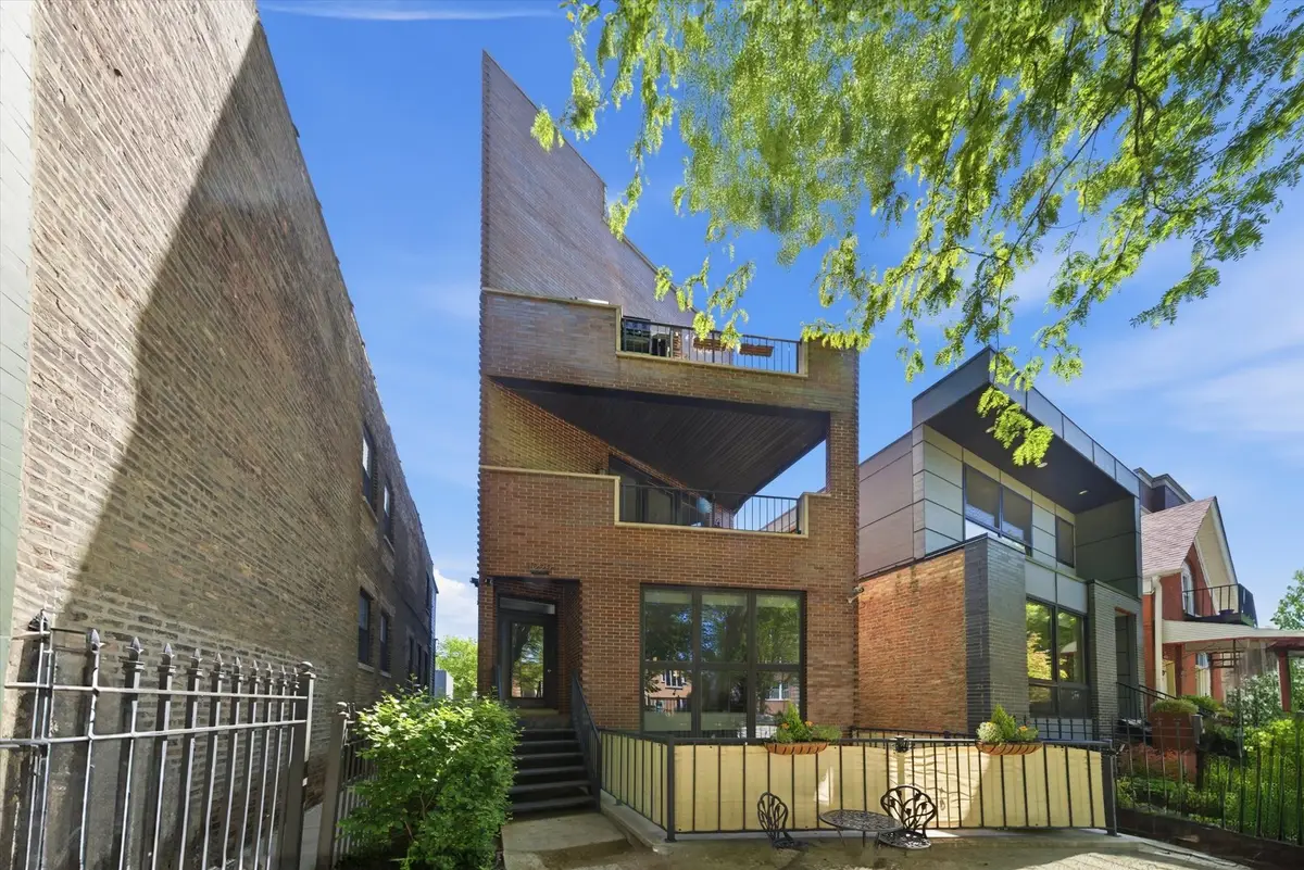 1229 N Campbell Avenue #2, Chicago, IL 60622 - #1