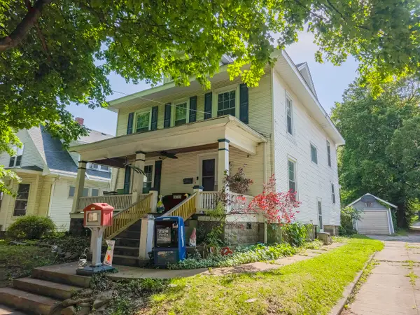 1016 N Market Street, Mount Carmel, IL 62863