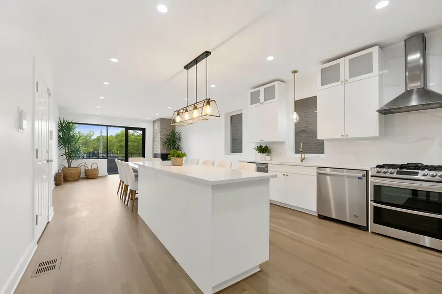 1445 W Grand Avenue #1E, Chicago, IL 60642 - #3