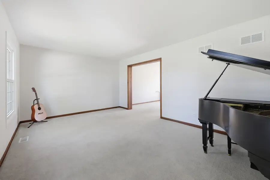 254 Woodville Lane, Schaumburg, IL 60193 - #3