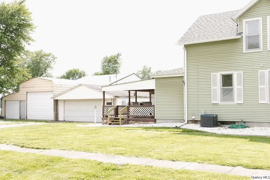 401 Liberty, Coatsburg, IL 62325 - #2