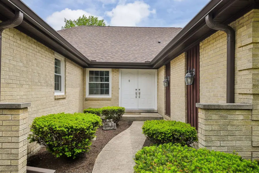 541 Williamsburg Road, Glen Ellyn, IL 60137 - #3