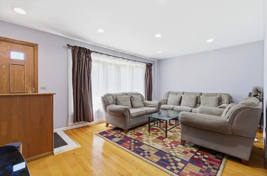 5039 Harold Avenue, Schiller Park, IL 60176 - #3