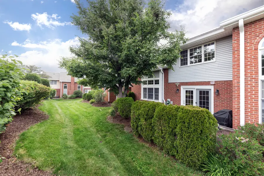 2845 Water Tower Lane, Darien, IL 60561 - #3