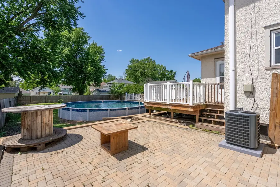 617 9th Avenue, Dewitt, IA 52472 - #2