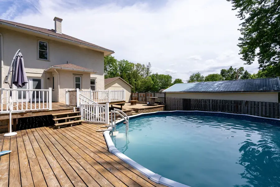 617 9th Avenue, Dewitt, IA 52472 - #3