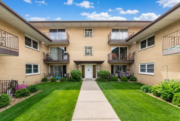 6126 S Kensington Avenue #C, Countryside, IL 60525