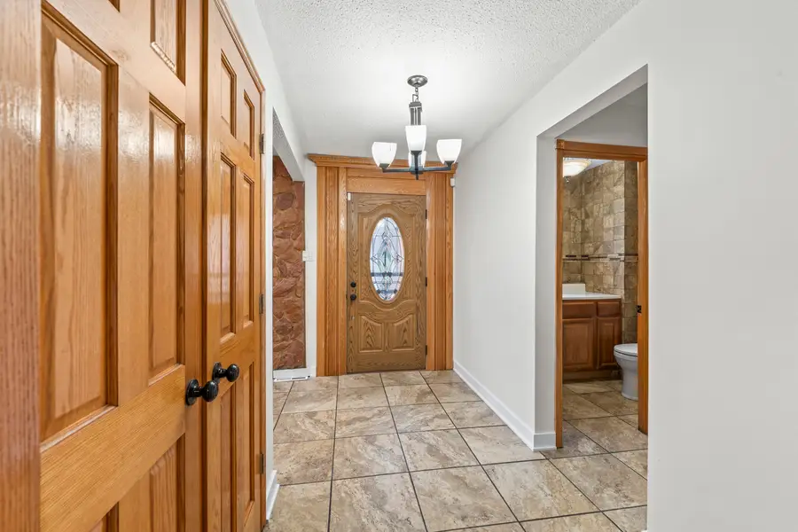 8737 S 50th Avenue, Oak Lawn, IL 60453 - #3