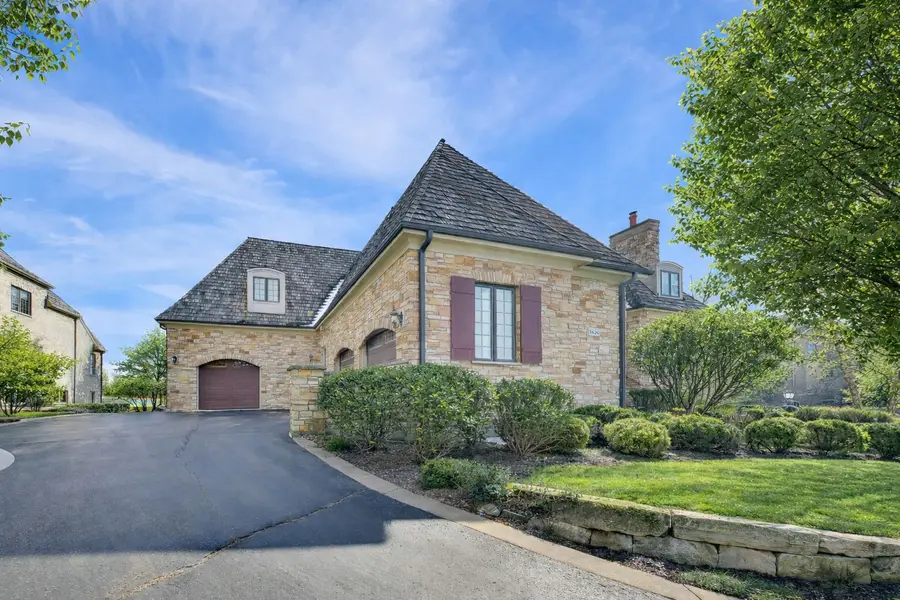 1420 W Longwood Drive, Bull Valley, IL 60098 - #2