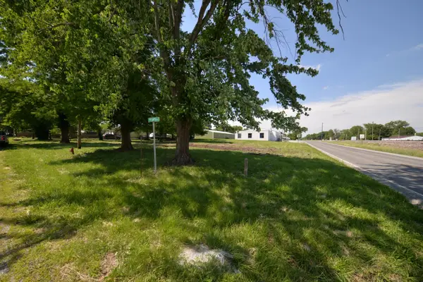 Lots 14 - 16 W 4th Street, Bonnie, IL 62816