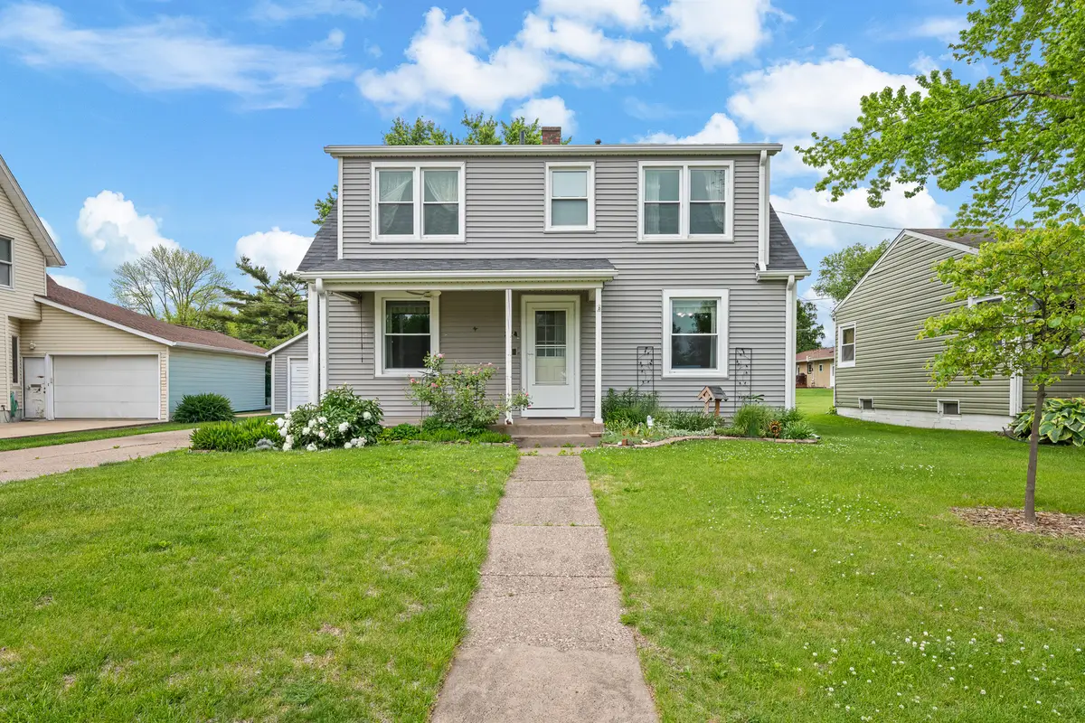 224 E James Street, Walcott, IA 52773 - #1