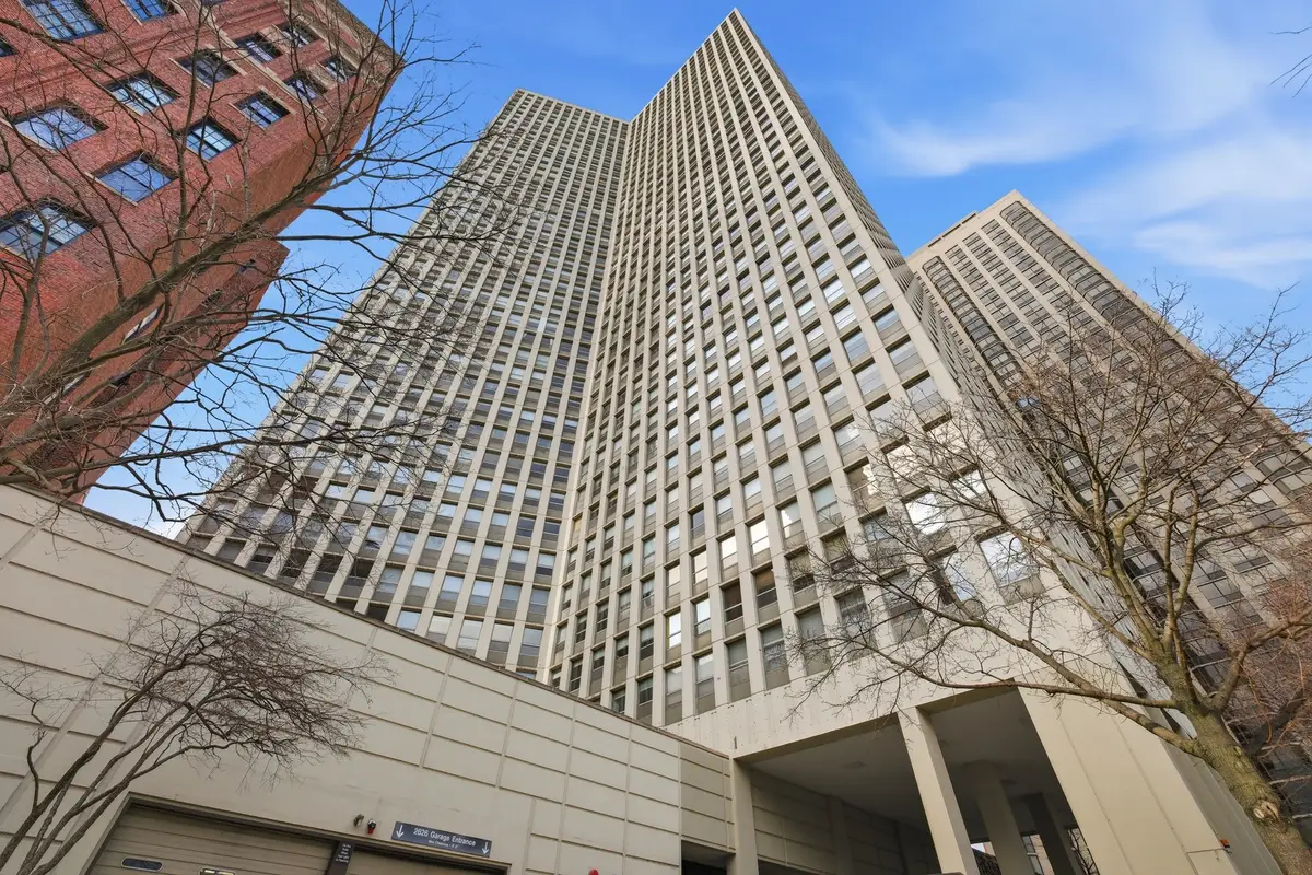 2626 N Lakeview Avenue #3206, Chicago, IL 60614 - #1