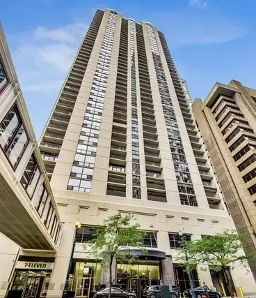200 N Dearborn Street #2102, Chicago, IL 60601