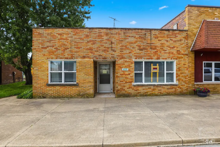 409 Main Street, Crescent City, IL 60928 - #2