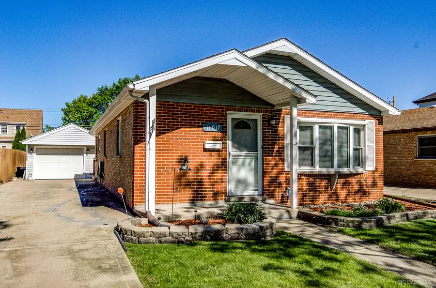 11017 Mcvicker Avenue, Chicago Ridge, IL 60415 - #3