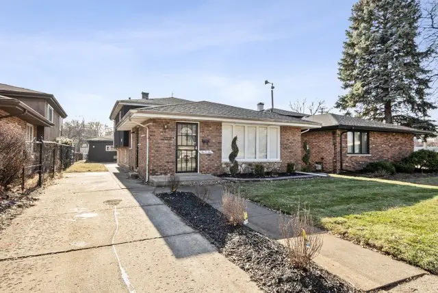 505 E 146th Street, Dolton, IL 60419 - #2