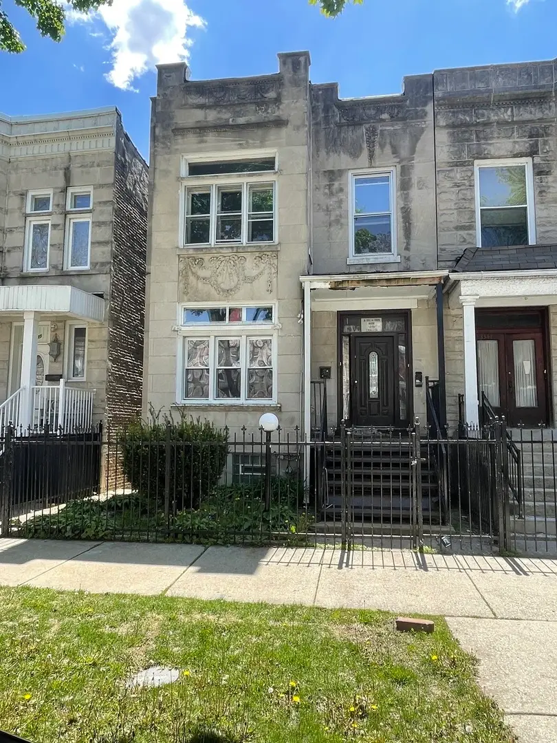 3339 W Flournoy Street, Chicago, IL 60624 - #1